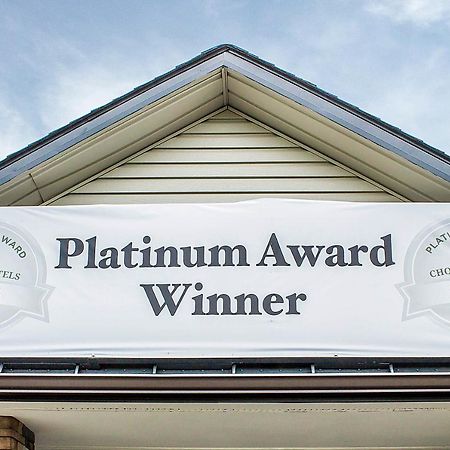 Quality Inn Cambridge Bagian luar foto