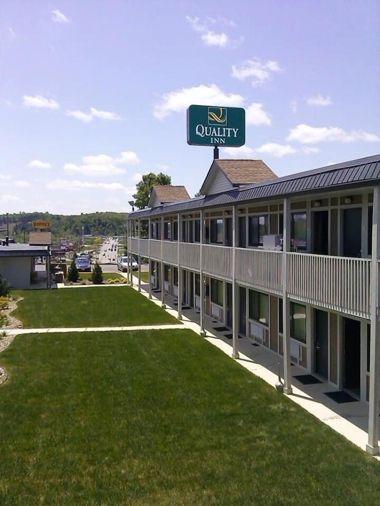 Quality Inn Cambridge Bagian luar foto