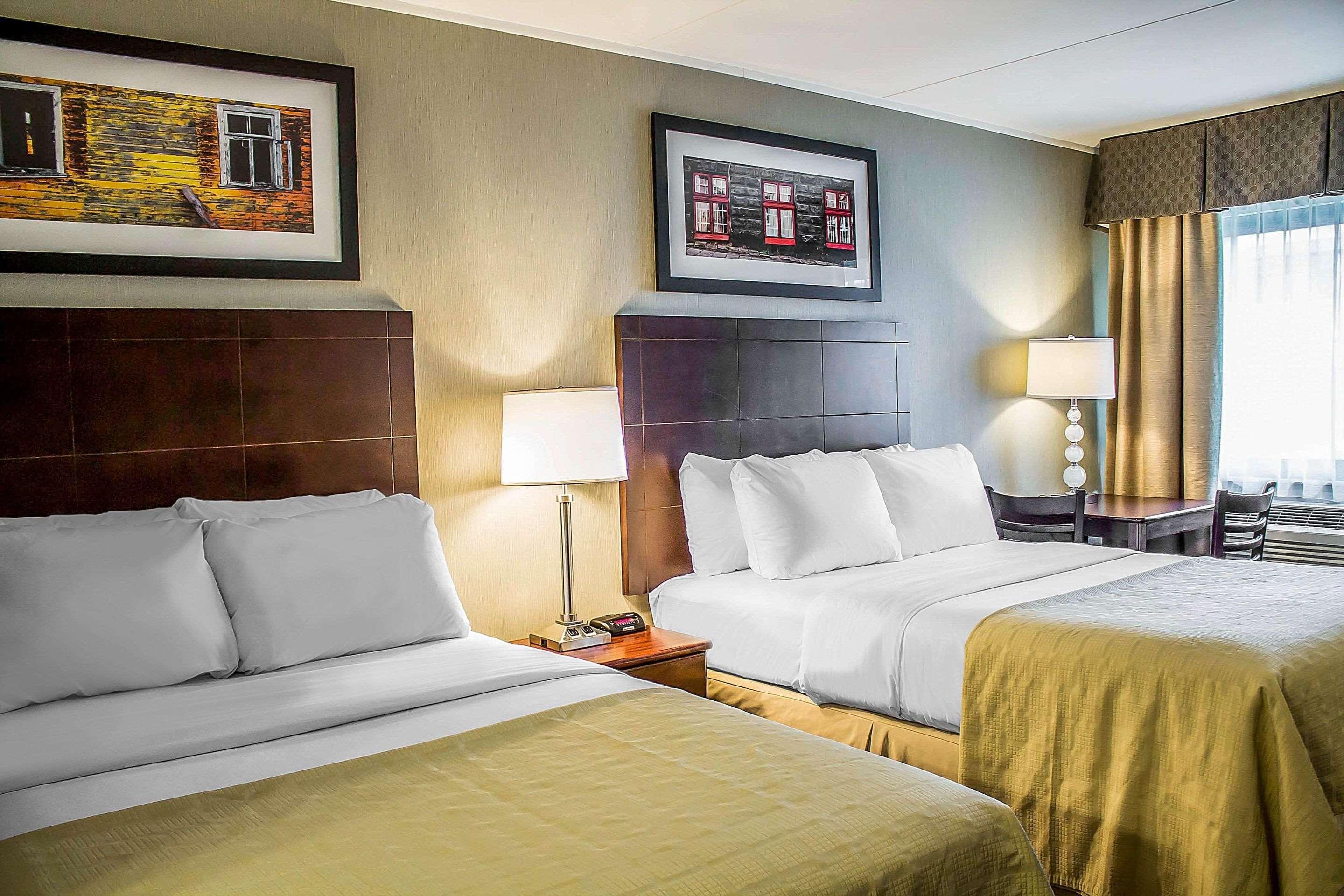Quality Inn Cambridge Bagian luar foto
